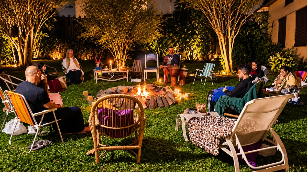 Registro do encontro FAYABOO — Abrindo Caminhos no jardim da Casa Soul Sol